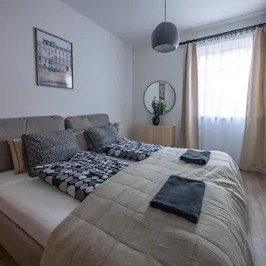 Lovag 12 Terrace Designer Budapest