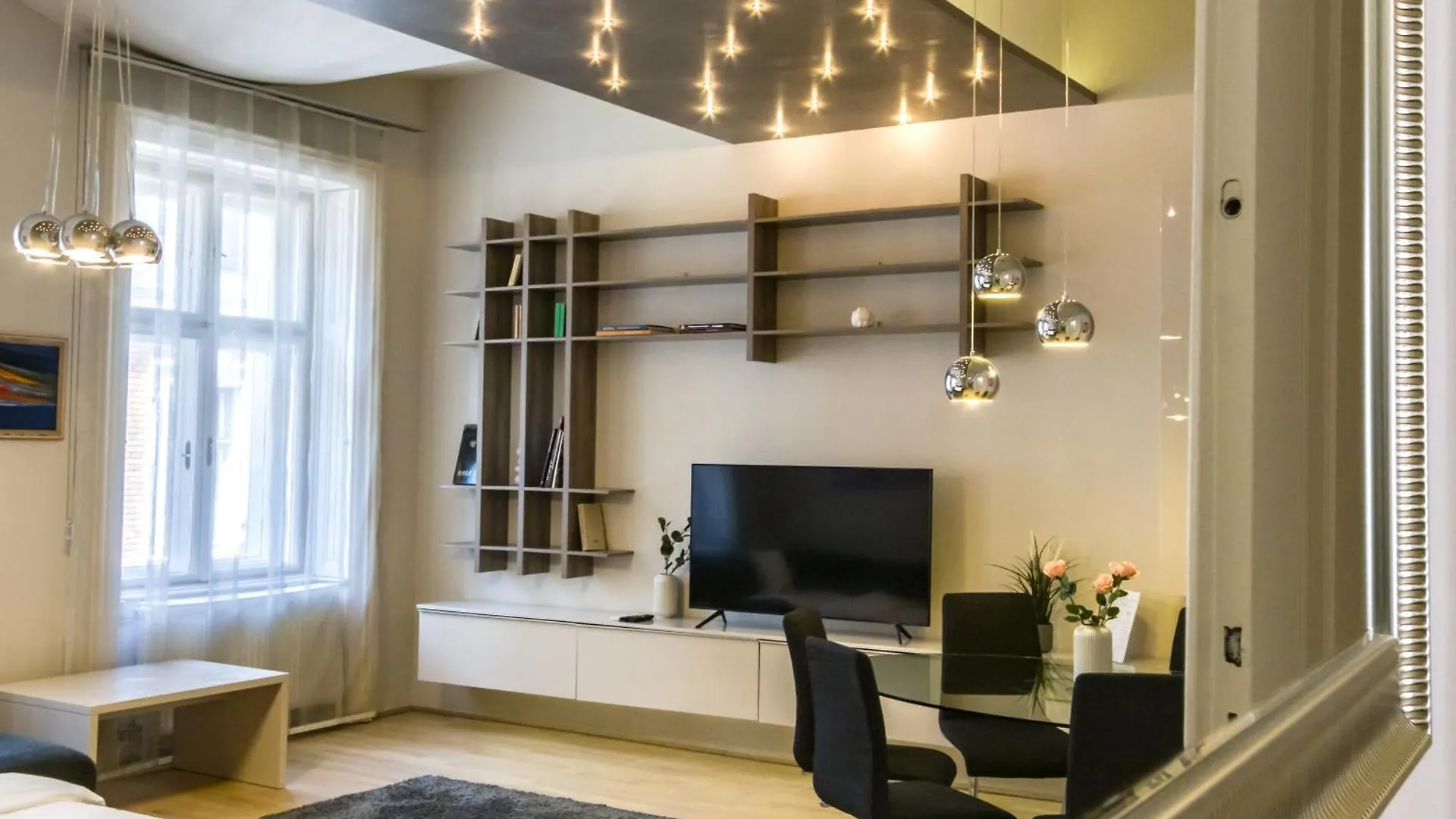 Andrassy Str. Luxury Apartment Budapest